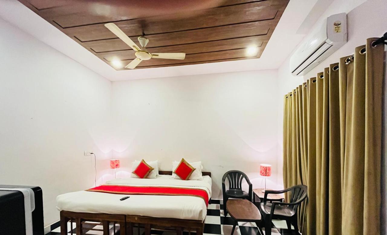 Red Sea Beach Resort Anjuna Exteriör bild